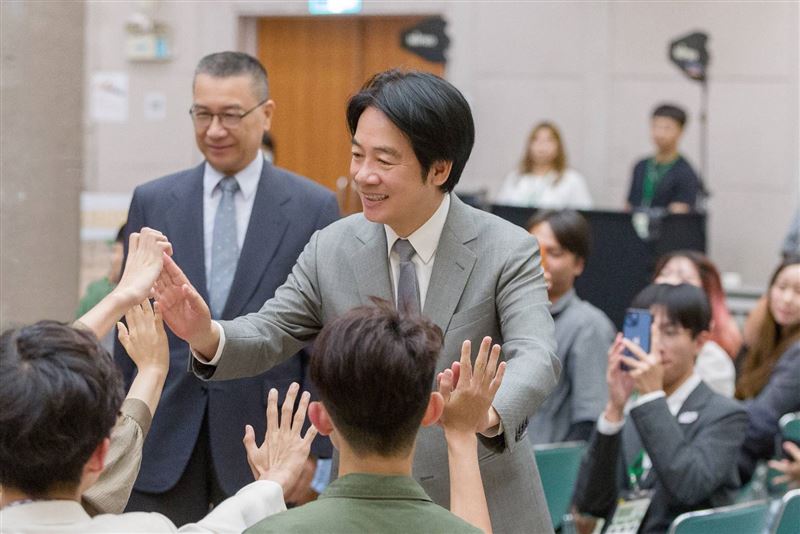 總統賴清德出席民進黨國務青旗艦營閉幕。(圖/民主進步黨提供)