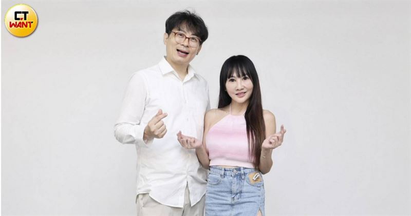 王宥忻與老公翁承旭共同創辦的台灣愛物王公益協會,舉辦「把愛延續」斷捨離公益捐贈活動。(圖/常朝貴攝)