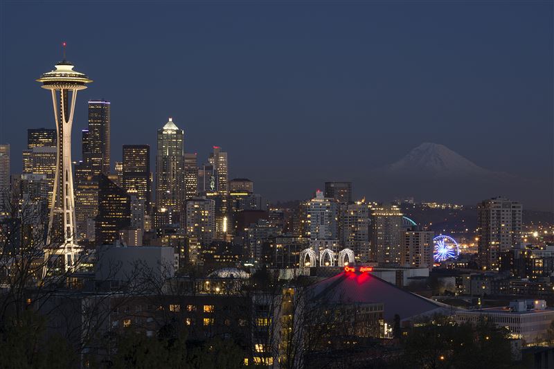 西雅圖中心(Seattle Center)舉辦美食節,現場突然傳出密集槍響,造成多人中彈。(圖/PIXABAY)