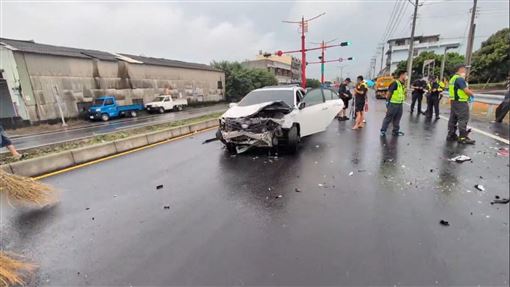 吸毒嗨過頭！嘉義男撞爛4車深夜收押