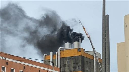 福壽突爆廠房火警遭質疑滅證！公司急澄清