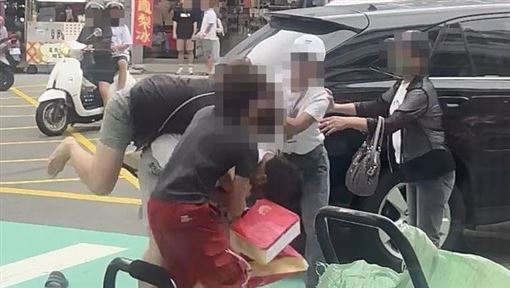 「大甲盃格鬥賽」開打！未讓行人當街互毆