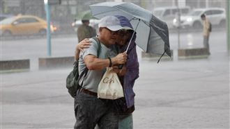 新／13縣市大雨特報　一路下到晚上