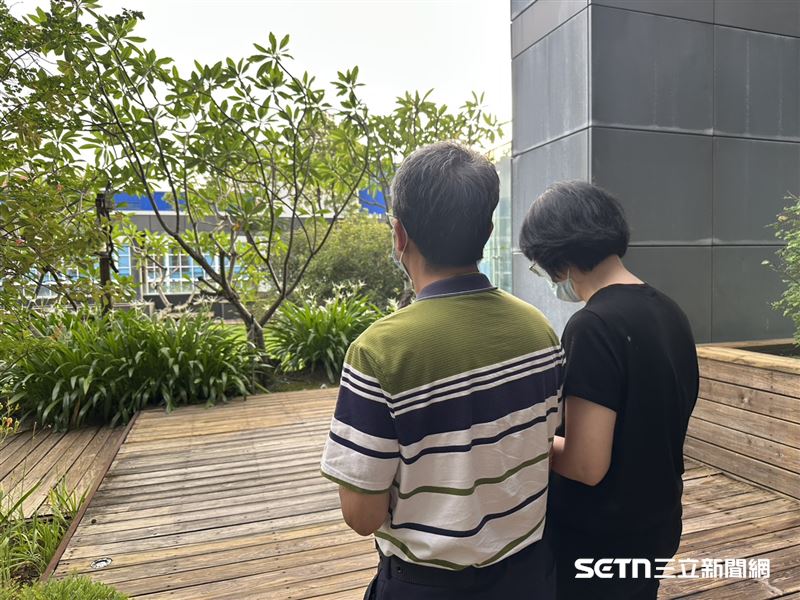楊爸爸與楊媽媽表示,案發後共接受30次心理諮商,並提出相關紀錄作為法院審理參考,希望讓司法理解失去孩子後的創傷與痛苦。(圖/記者張雅筑攝)