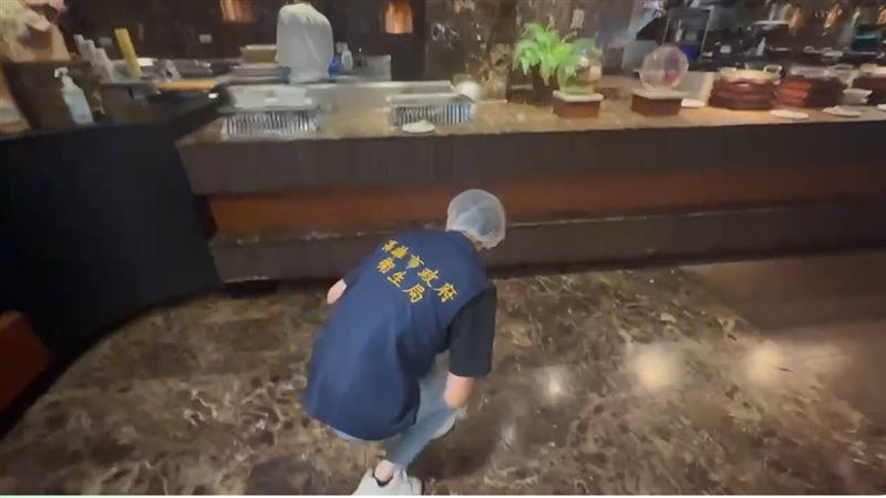 料理鼠王現身巡場！漢來海港慘遭開罰
