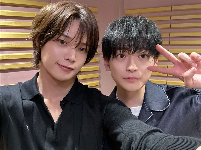高橋文哉和K（左）因為出演《藍色監獄》變成好友。（圖／翻攝自IG @kkun.and）