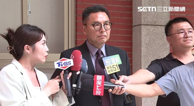 民眾黨立委洪毓祥表示,「目前黨團還沒有就這件事情有一個比較廣泛充分的討論」,不過若是有決議,基本上會是團進團出的方式(圖/翻攝畫面)