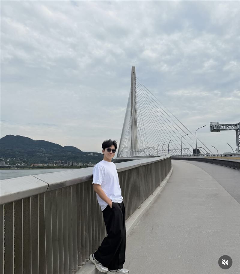 Joeman證實分手網美蕭伊。（圖／翻攝自IG）