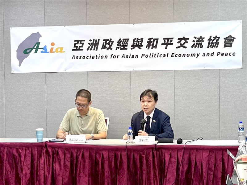 陸委會副主委沈有忠於今（27）日出席「中國對台複合式施壓的新趨勢─法律、外交、軍事與社會面的全面觀察」座談會。（圖／陸委會提供）
