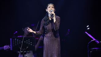 黃乙玲淡出歌壇修佛12年　曾心梅公開致謝