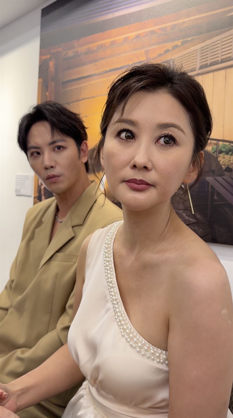 陳珮騏（右）、李睿紳（左）出席《針線緣》媒體茶敘。（圖／記者宋亭誼攝影）
