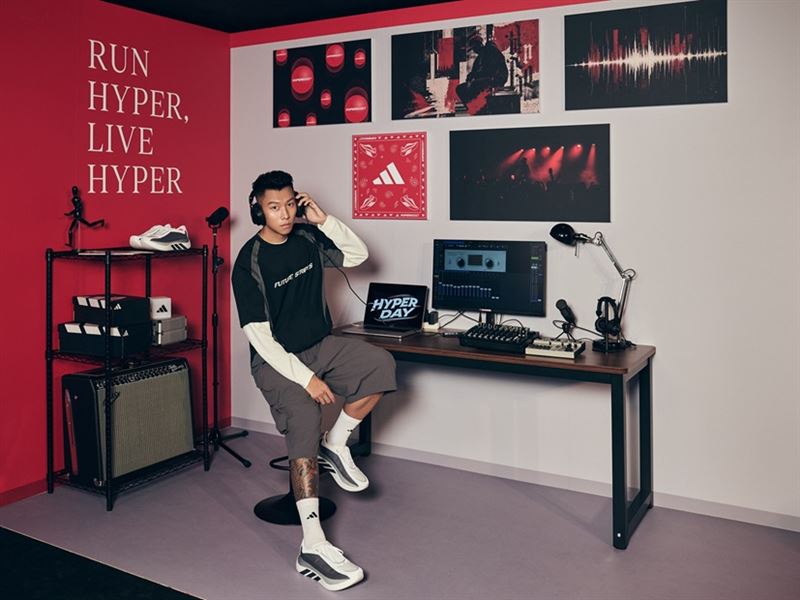 adidas突破性HYPERBOOST PRO超級泡棉科技,提供優異緩震回彈表現。(圖/品牌業者提供)