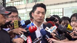 藍營因鬍鬚張崩潰　他酸：無趣、玻璃心