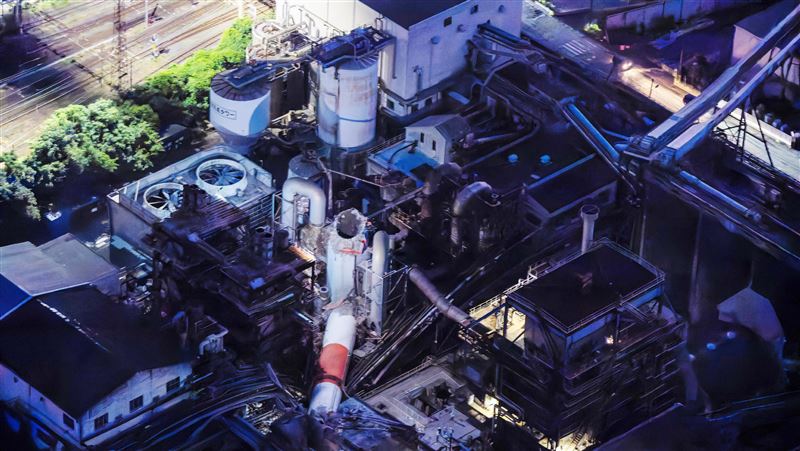 熊本強震！造紙廠煙囪斷成兩截9人慘活埋