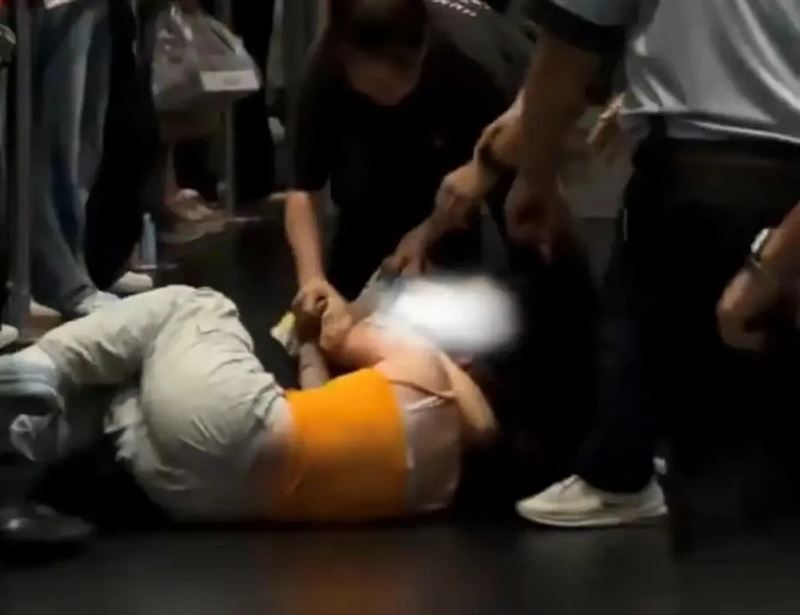 粉絲衝突事件延燒　中國使館臉書遭泰網友洗版