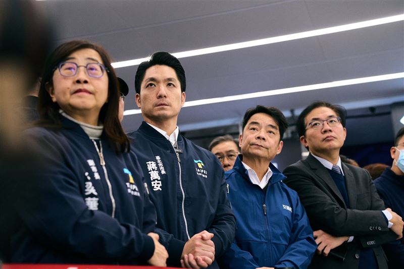 吳靜怡指出，綠營真正需要提防的，並不是鄭麗文，而是蔣萬安企圖成為盜版馬英九！（圖／翻攝自蔣萬安臉書）