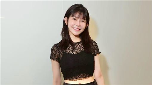 獨／直播一半飆粗口　31歲女星真實月收曝