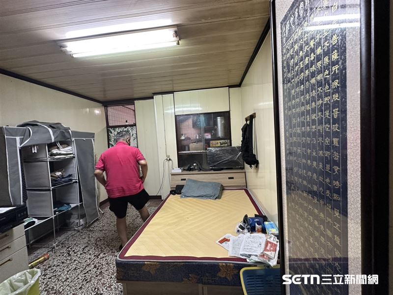 張老闆不僅提供工作機會，也提供員工宿舍，每天僅收100元租金。他認為，唯有先解決居住問題，才能讓更生人、街友及弱勢者安心工作，重新展開新生活。(圖/記者張雅筑攝)