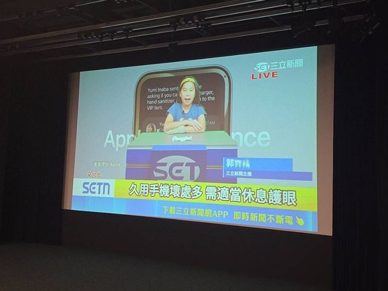 「小小新聞人實境營」與「Youtuber影音創作營」舉辦聯合作品發表暨結業式,還有學員用流利台語播報,展現語言專長