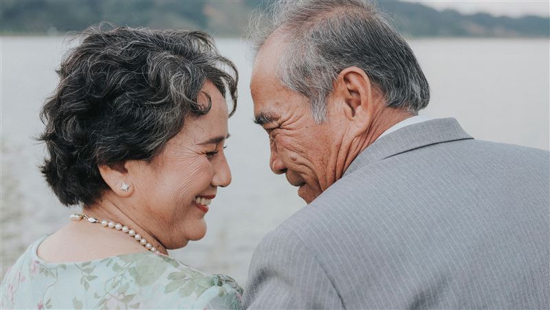 退休月領2萬過日子　見存摺數字才知真相