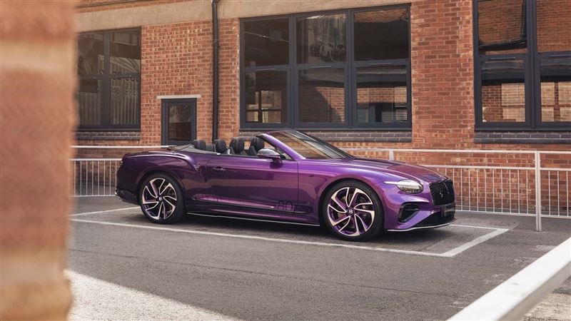 賓利Continental GTC特製紀念車。(圖/翻攝Bentley網站)