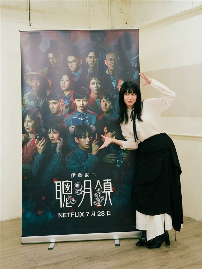 鄭煒齡氣質清新，在《聰明鎮》飾演姜玟玥備受關注。（圖／翻攝自IG @rin.215_）
