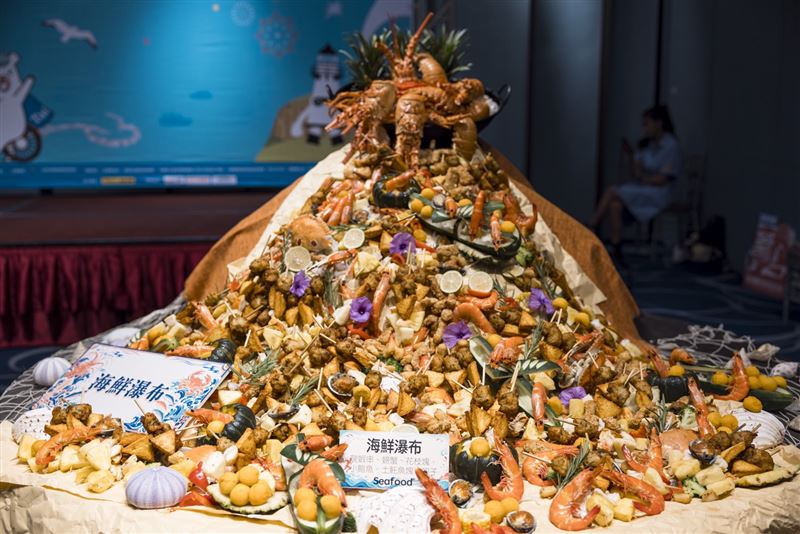 用雙腳品味海島魅力,2026澎湖秋季觀光運動休閒主題活動報名倒數。(圖/澎管處提供)