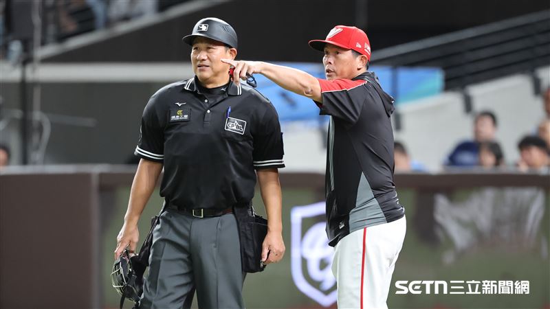 葉君璋500勝聽牌　曝當總教練的痛苦之處