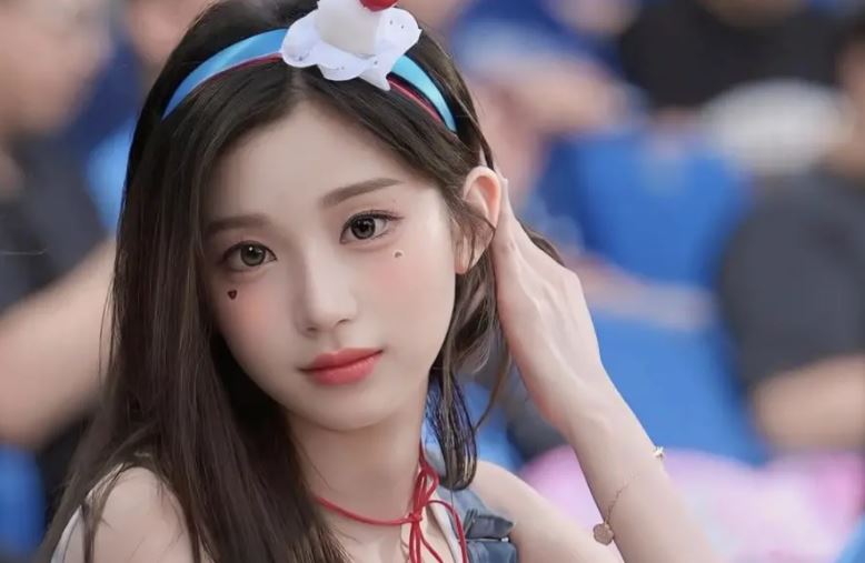 李珠珢「貓貓舞」太犯規!超狂腰臀比掀暴動 網淪陷狂讚:純慾天花板