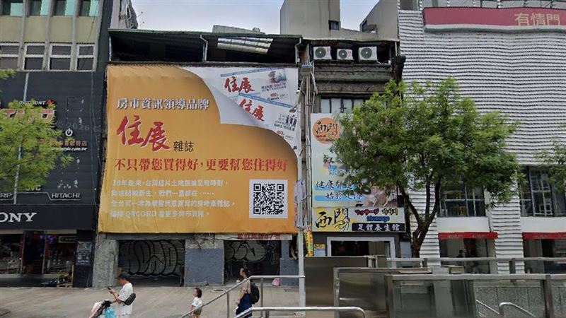 西門町中華路一段透天店面,土地74.72坪,以總價8.21億成交,拆算單價1坪1,100萬,刷新今年西區單價最高成交紀錄。(圖/翻攝Google Maps)
