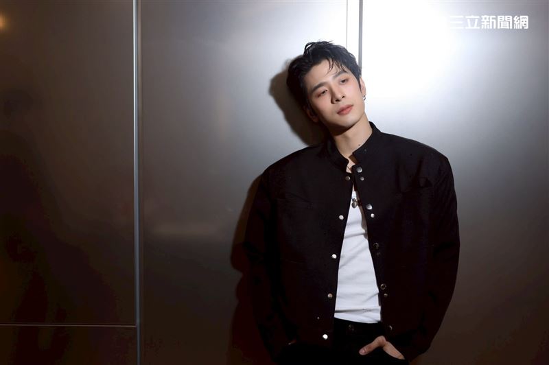 泰國歌手SVRN首度來台演出,接受《三立新聞網》專訪。(圖/記者鄭孟晃攝影)