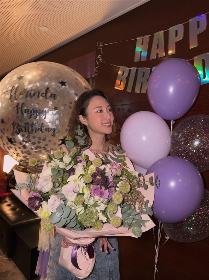 何超雲傳出熱戀台灣鬍鬚富豪帥哥。(圖/翻攝自IG @florinda.ho)