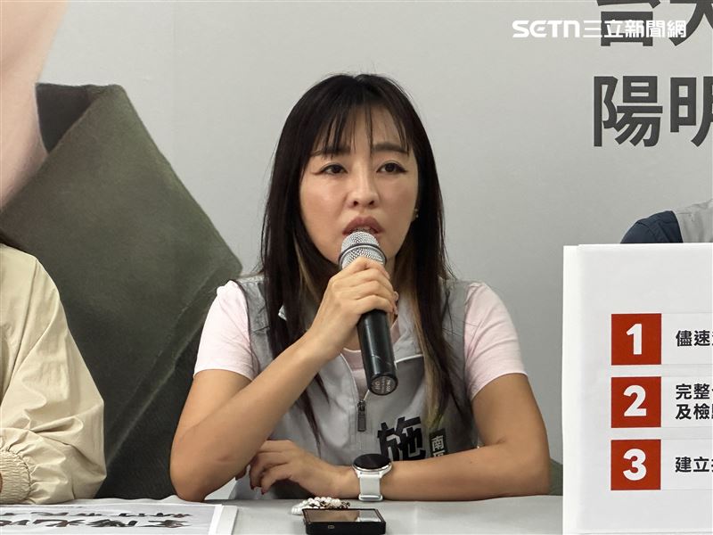 民進黨新竹市議員施乃如要求市府應該更積極處理食安問題。(圖/記者羅欣怡攝影)
