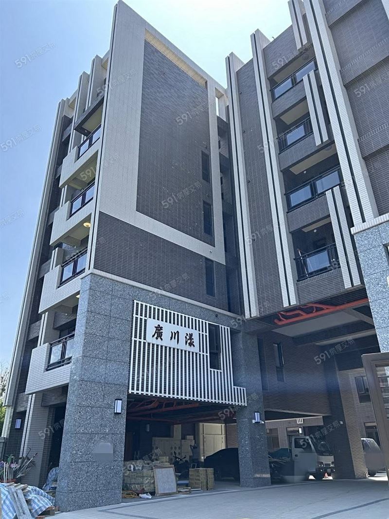「廣川漾」已完銷,如今卻爆出「買屋綁售違法農地車位」,今天已經有不少住戶前往廣川建設要求協商解約。(圖/翻攝591租屋網)