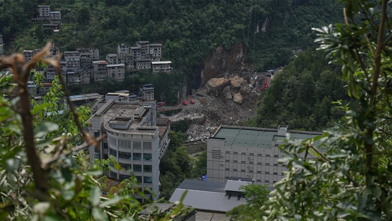 重慶彭水山崩51死10失聯　樓房車輛遭掩埋