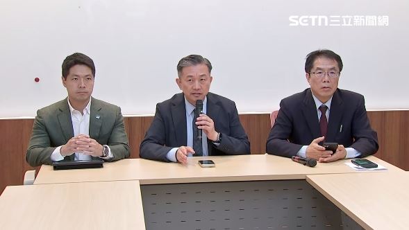 黃偉哲槓上蔣萬安：不要做力挺深偽佛地魔