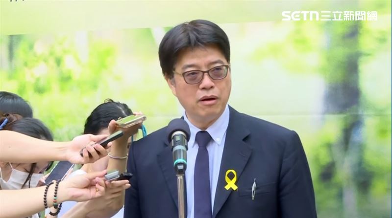陸委會主委邱垂正表示,對於林榮基長期挺身對抗權,終身奮鬥自由的努力,「我們致上最高敬意與深切懷念」。(圖/翻攝畫面)