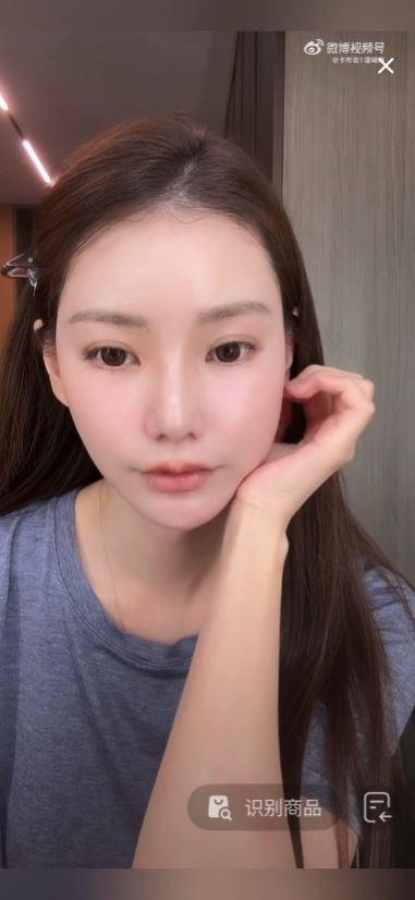 馬筱梅直播提及大S兒女。(圖/翻攝自微博)
