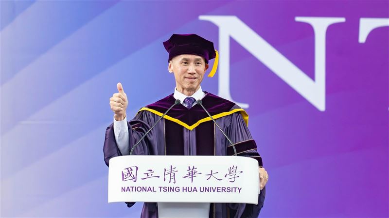續任3天就飛美選校長挨批　清大說話了
