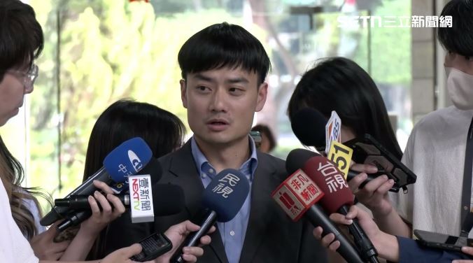 殷瑋開嗆，李坤城在國會喊很大聲，要不要舉手檢舉告發黃偉哲？（圖／翻攝畫面）