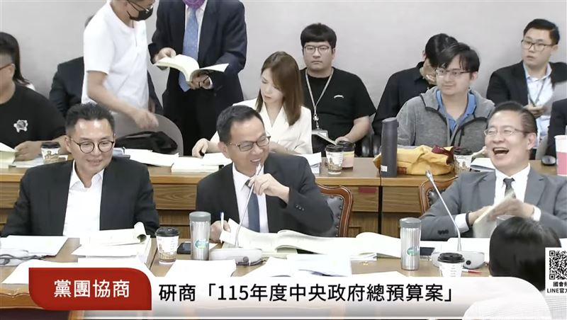 白委協商2次沒回話　韓國瑜：你要專心！