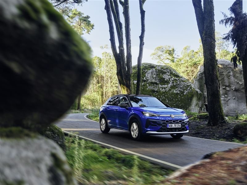 車長增加12公分、軸距也加長3.9公分。(圖/Volkswagen提供)