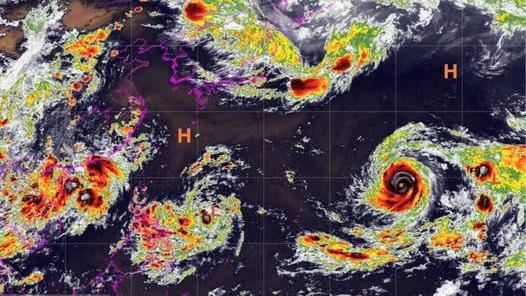 白海豚颱風「雙眼牆」現身！恐再迎巔峰