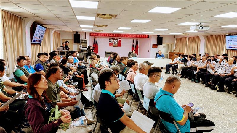 永和警分局提醒,民眾切勿於演習期間在室外觀望徘徊,若經規勸仍未能配合實施疏散、避難者,依據民防法第25條可處新臺幣3萬元以上15萬元以下罰鍰。(圖/永和警分局提供)
