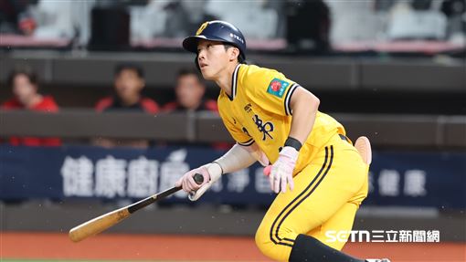 張士綸連14場安打　平野卻說不為人知隱憂
