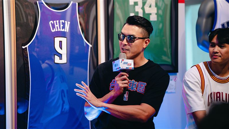 陳信安首曝國王隊球衣　回憶當年NBA之旅