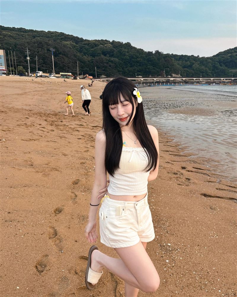 黃琳媛自爆是派偉俊前女友。(圖/翻攝自 hl_yuan IG)