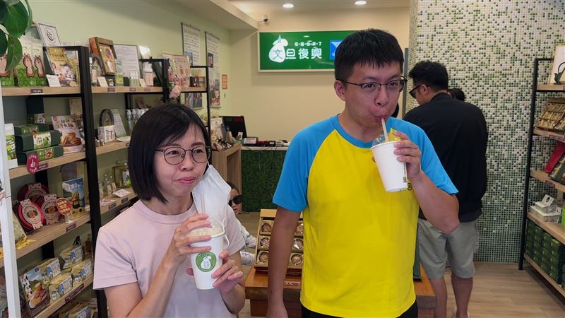 伴手禮業慶原民日　來店「喊這句」送冰沙