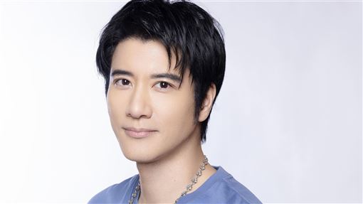 王力宏合體張惠妹御用音樂人！暖心做公益