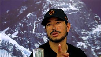 攻頂眾高峰 43歲Netflix登山傳奇死於雪崩
